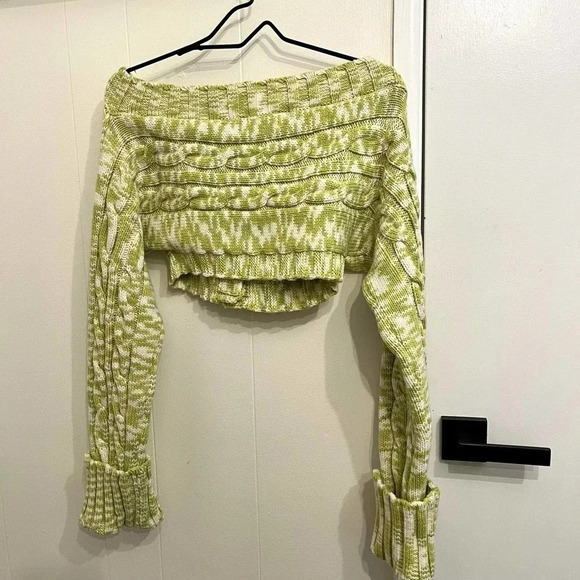 Cults Gaia Maressa Kiwi green off shoulder Bratz sweater M - Picture 8 of 12
